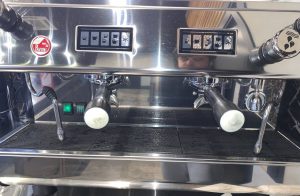 купить профессиональную кофемашину для кофейни